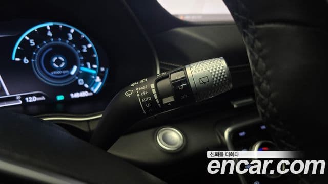 Genesis GV80 2020 — ფოტო 17/20