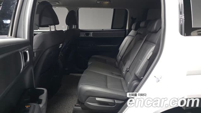 Hyundai Santa Fe 2023 — ფოტო 12/20