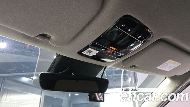 Hyundai Santa Fe 2023 — ფოტო 17/20
