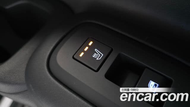 Hyundai Santa Fe 2023 — ფოტო 19/20