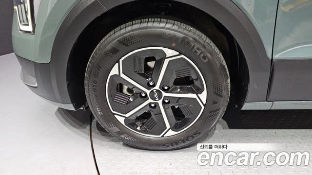 Kia Niro 2022 — ფოტო 5/20