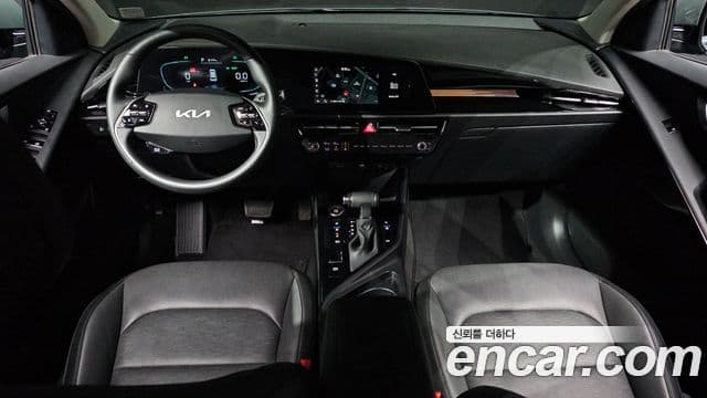 Kia Niro 2022 — ფოტო 7/20