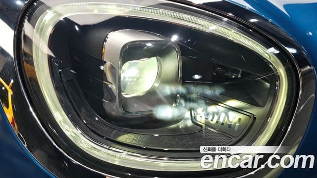 Mini Cooper Countryman 2023 — Photo 18/33