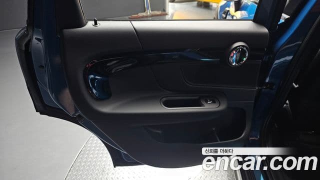 Mini Cooper Countryman 2023 — Photo 14/33