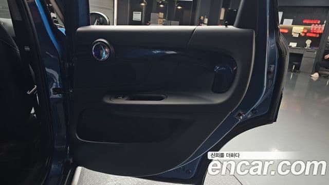 Mini Cooper Countryman 2023 — Photo 8/33