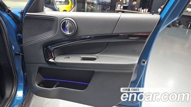 Mini Cooper Countryman 2023 — Photo 31/33