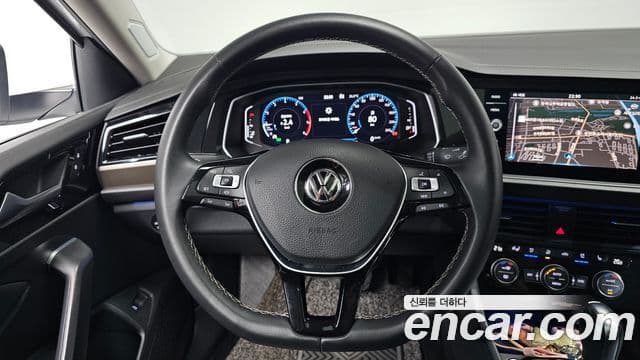 Volkswagen Jetta 2021 — Şəkil 34/36