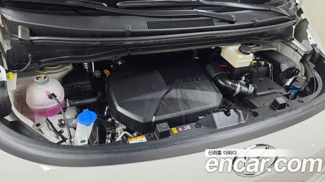 Hyundai Staria 2021 — Фото 6/20