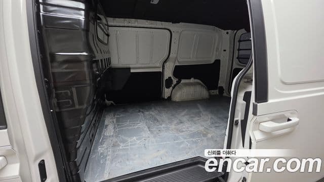 Hyundai Staria 2021 — Фото 12/20