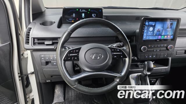 Hyundai Staria 2021 — Фото 13/20