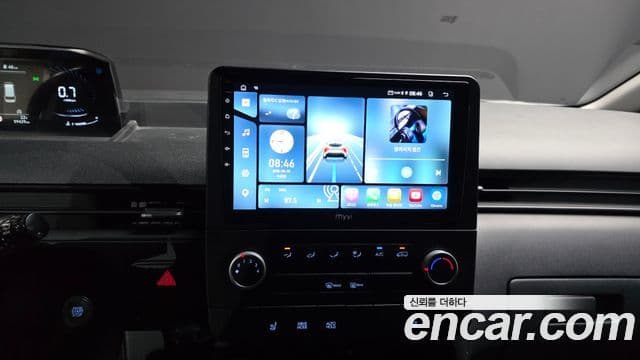 Hyundai Staria 2021 — Фото 14/20