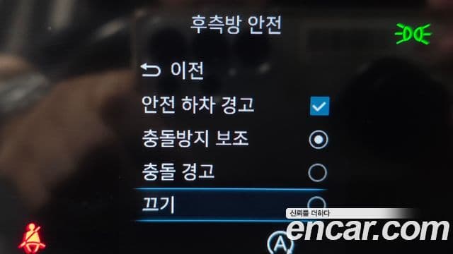 Hyundai Staria 2021 — Фото 17/20