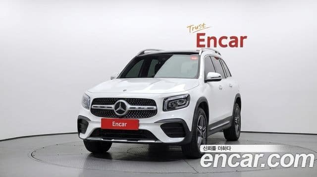 Mercedes-Benz GLB-Class 2021 — ფოტო 3/20