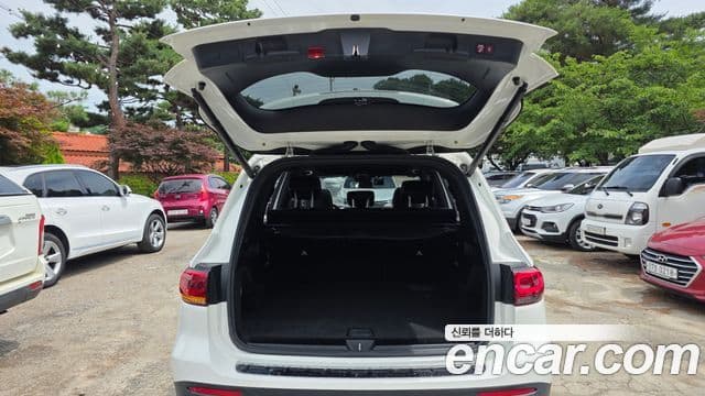 Mercedes-Benz GLB-Class 2021 — ფოტო 17/20