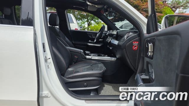 Mercedes-Benz GLB-Class 2021 — ფოტო 2/30