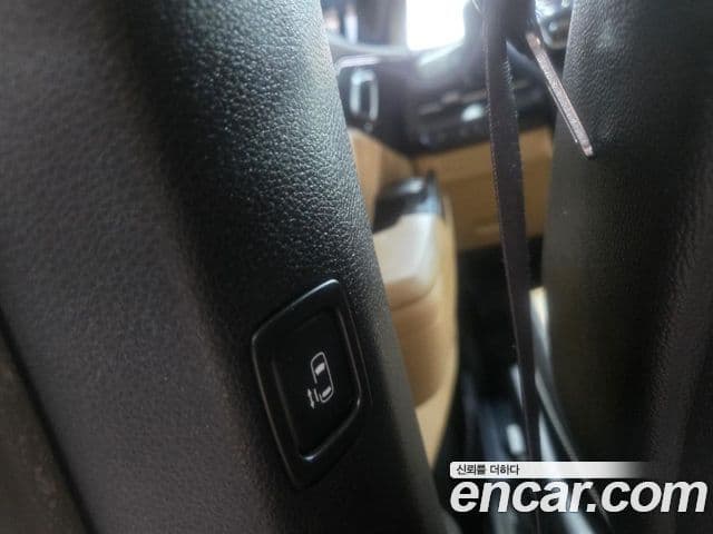 Kia Carnival 2023 — Şəkil 7/20