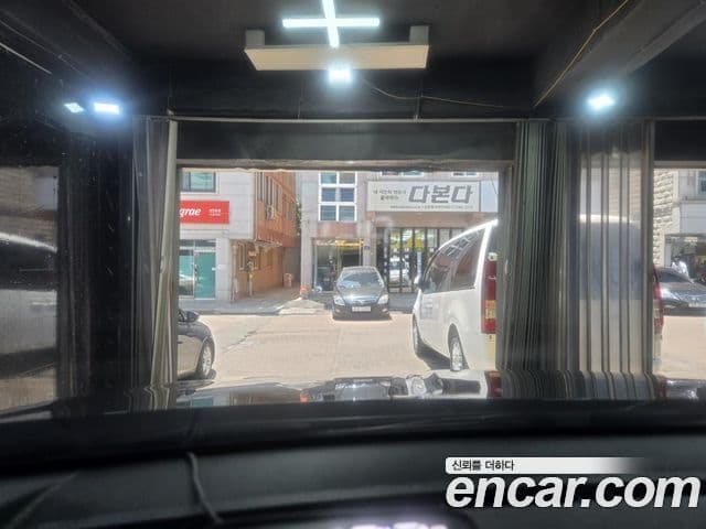 Kia Carnival 2023 — Şəkil 15/20