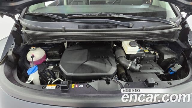 Hyundai Staria 2022 — ფოტო 6/20