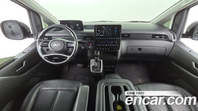 Hyundai Staria 2022 — ფოტო 7/20