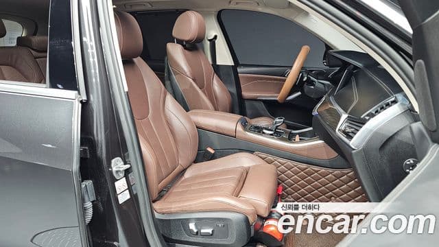 BMW X5 2022 — Фото 11/20