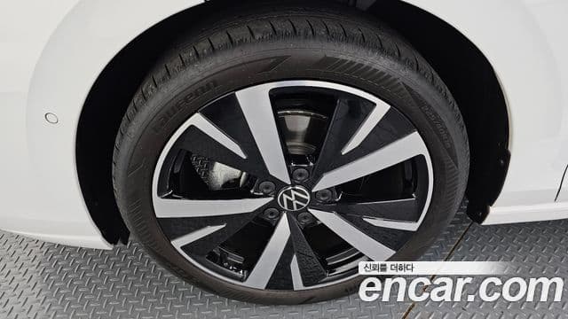 Volkswagen Golf 2026 — ფოტო 5/20