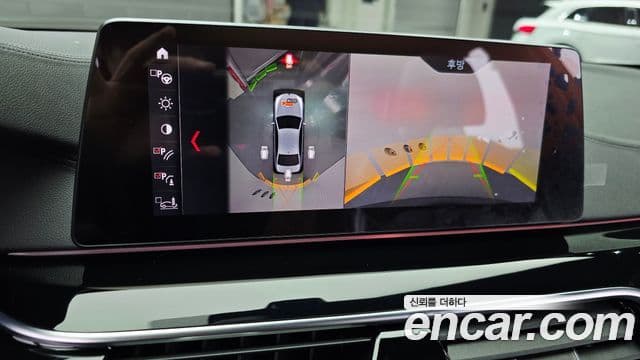 BMW 5 Series 2019 — Şəkil 17/20