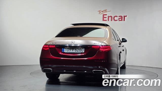 Mercedes-Benz S-Class 2022 — Photo 27/36