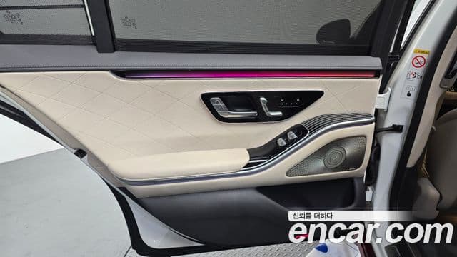 Mercedes-Benz S-Class 2022 — Photo 30/36