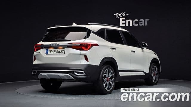 Kia Seltos 2022 — Şəkil 2/20