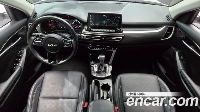Kia Seltos 2022 — Şəkil 7/20