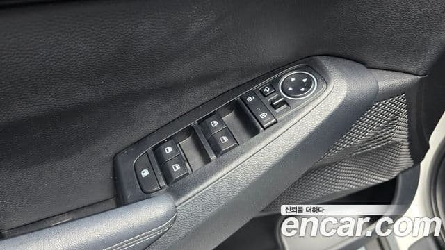 Kia Seltos 2022 — Şəkil 17/20