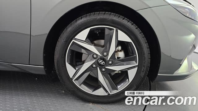 Hyundai The New Avante Hybrid 2023 — Şəkil 29/31