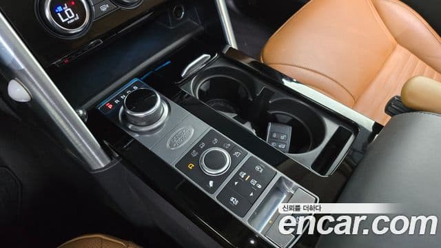 Land Rover Discovery 5 2020 — ფოტო 9/20