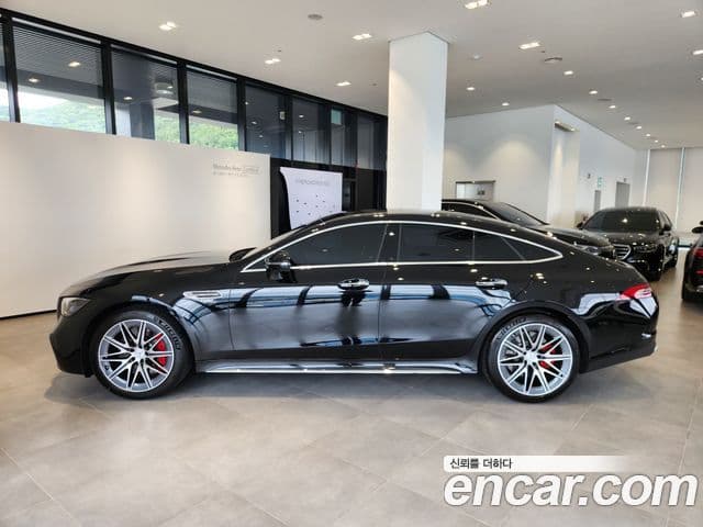 Mercedes-Benz AMG GT 2025 — Photo 11/20
