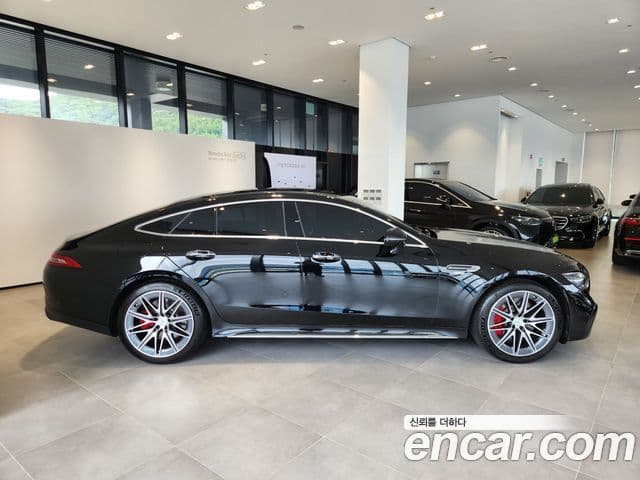 Mercedes-Benz AMG GT 2025 — Photo 13/20