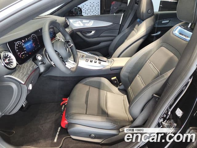Mercedes-Benz AMG GT 2025 — Photo 12/20