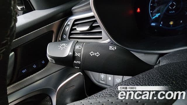Genesis G70 2021 — ფოტო 11/40