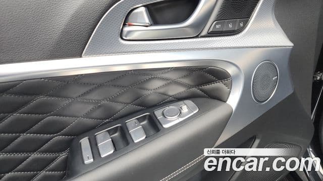Genesis G70 2021 — ფოტო 34/40