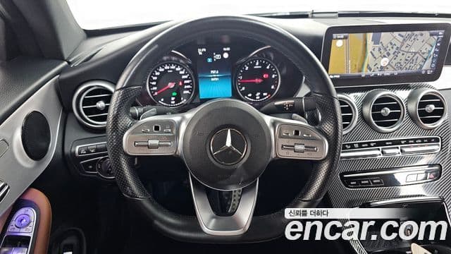 Mercedes-Benz C-Class 2019 — ფოტო 13/20