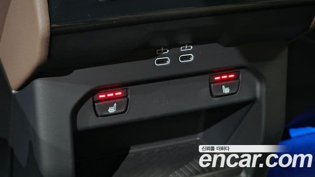 BMW 5 Series 2025 — ფოტო 17/20