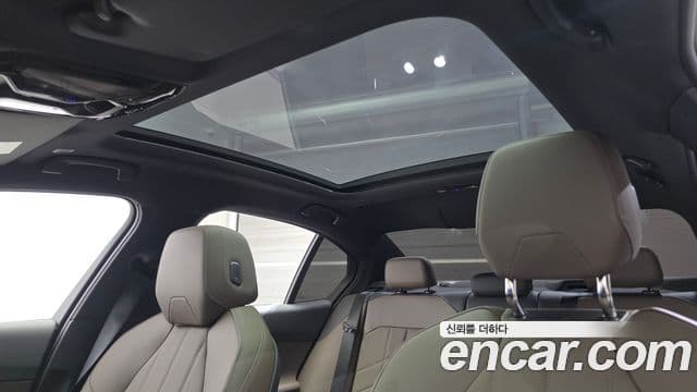 BMW 5 Series 2025 — ფოტო 19/20