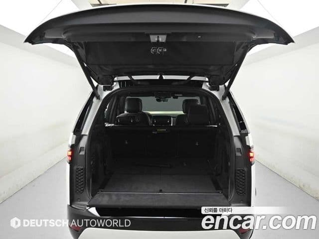 Land Rover Discovery 5 2024 — Şəkil 19/20