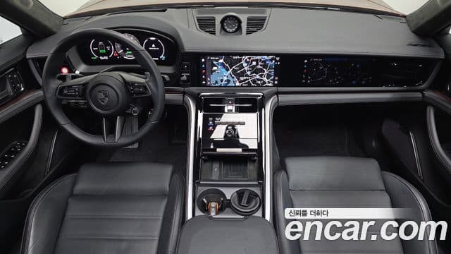 Porsche Panamera 2024 — Photo 2/20