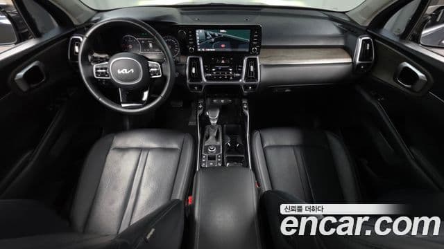 Kia Sorento 2023 — Фото 7/20