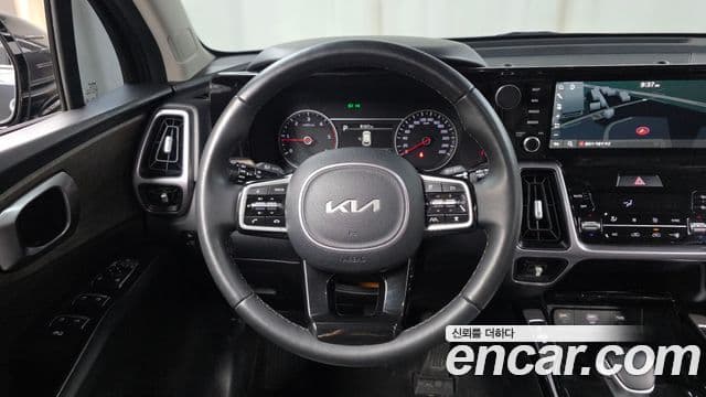 Kia Sorento 2023 — Фото 13/20