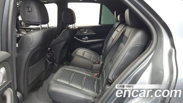 Mercedes-Benz GLE-Class 2023 — Photo 6/20