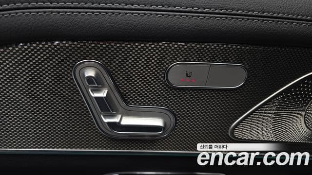 Mercedes-Benz GLE-Class 2023 — Photo 3/20