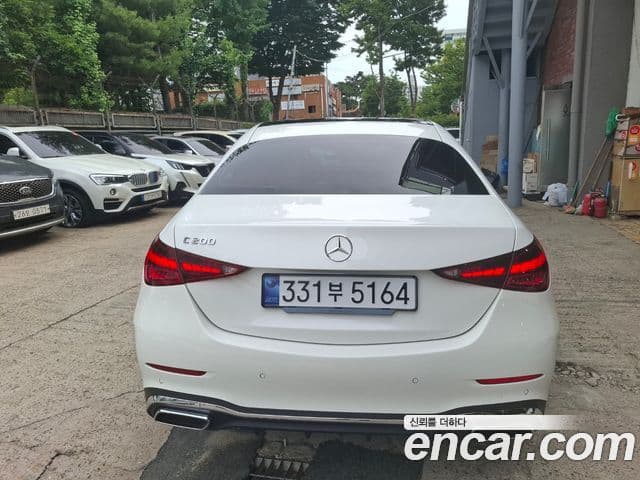 Mercedes-Benz C-Class 2025 — ფოტო 3/20