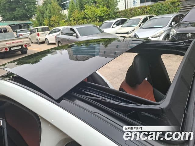 Mercedes-Benz C-Class 2025 — ფოტო 9/20