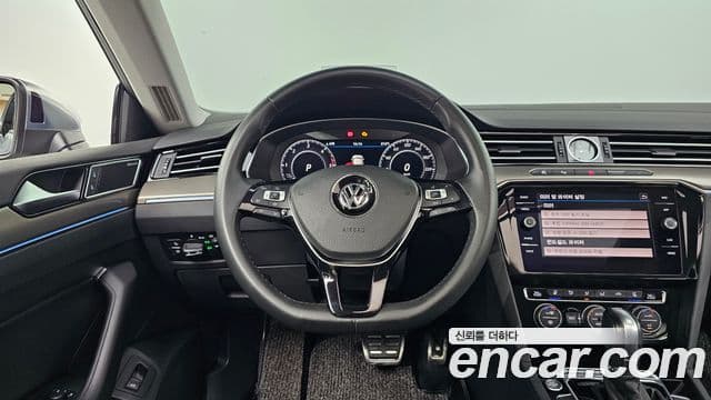 Volkswagen Arteon 2019 — Фото 13/20